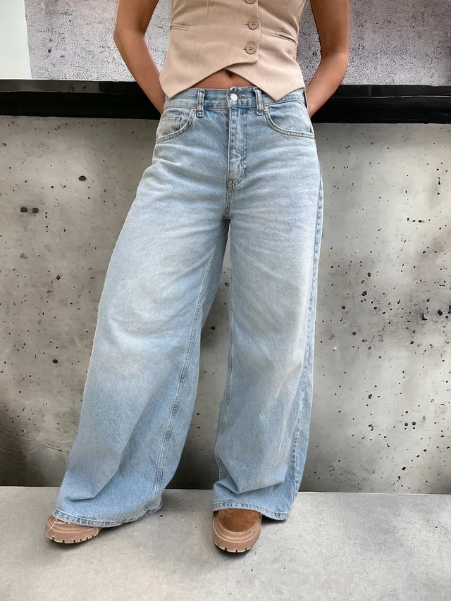 ג'ינס ליין | Jeans line