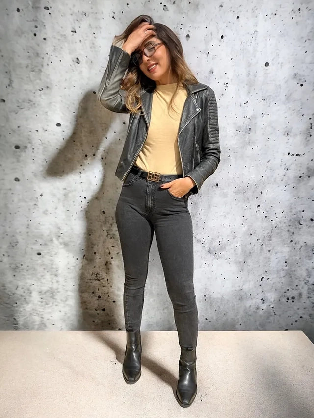 ג'ינס ג'וני | Johnny jeans