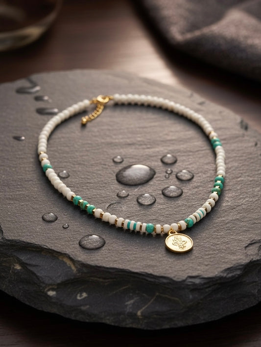 שרשרת | Teak necklace