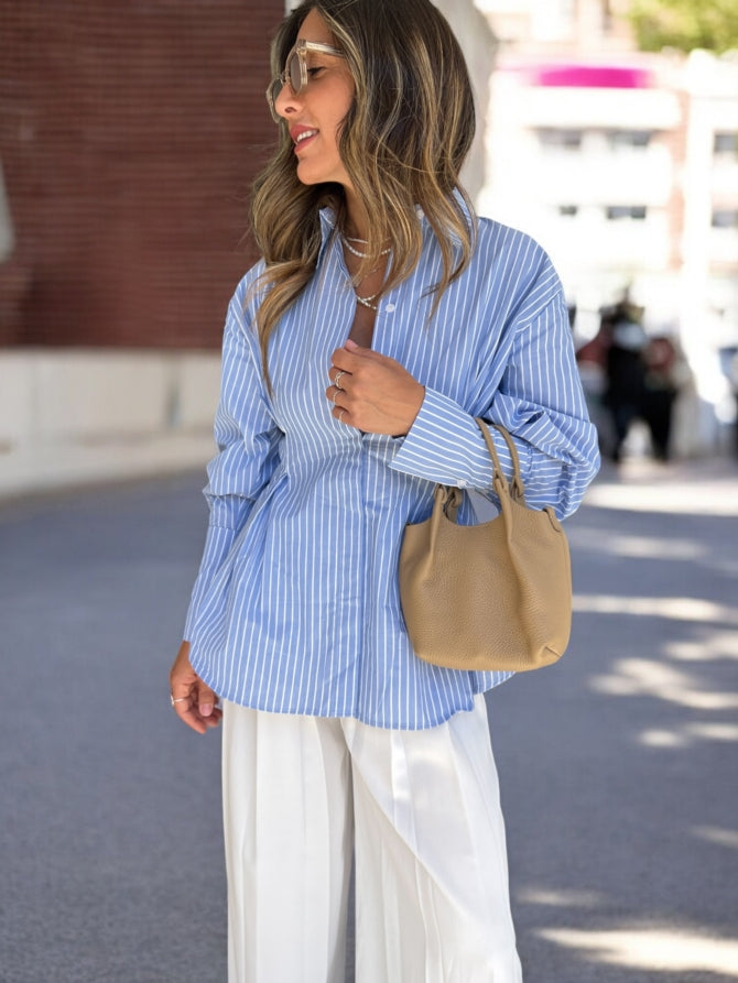 מכופתרת ריי | Buttoned Ray