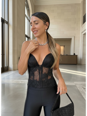 מחוך נואר | Corset Noir